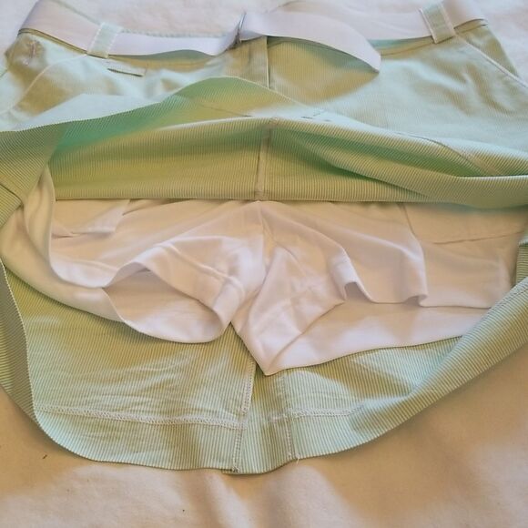 Izod golf stretch skorts size 12 green - Picture 8 of 13